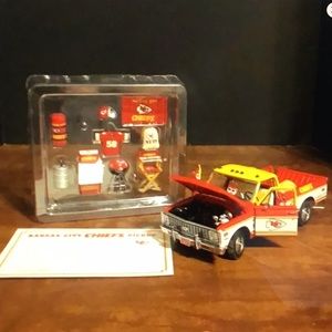RARE Vintage 🏈 KC Chiefs 1972 Chevrolet Cheyenne | Officially Licensed by NFL